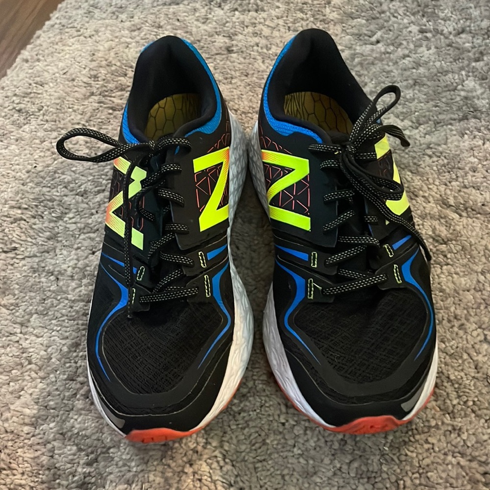 New Balance Tennis Shoes